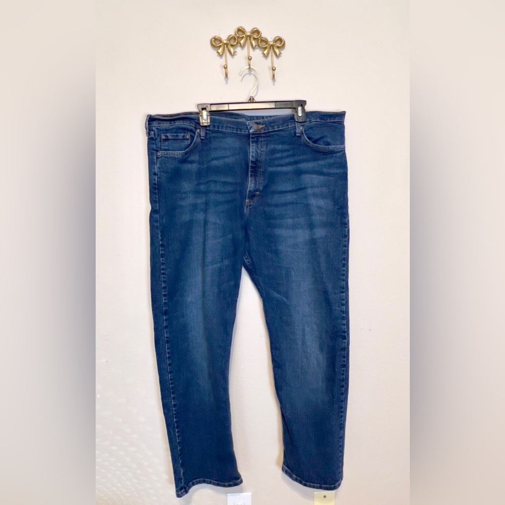 Wrangler Men’s Blue Relaxed Jeans Classic Denim